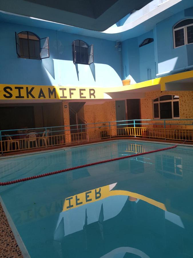 Sikamifer 호텔 쿠아트레 보르네 외부 사진